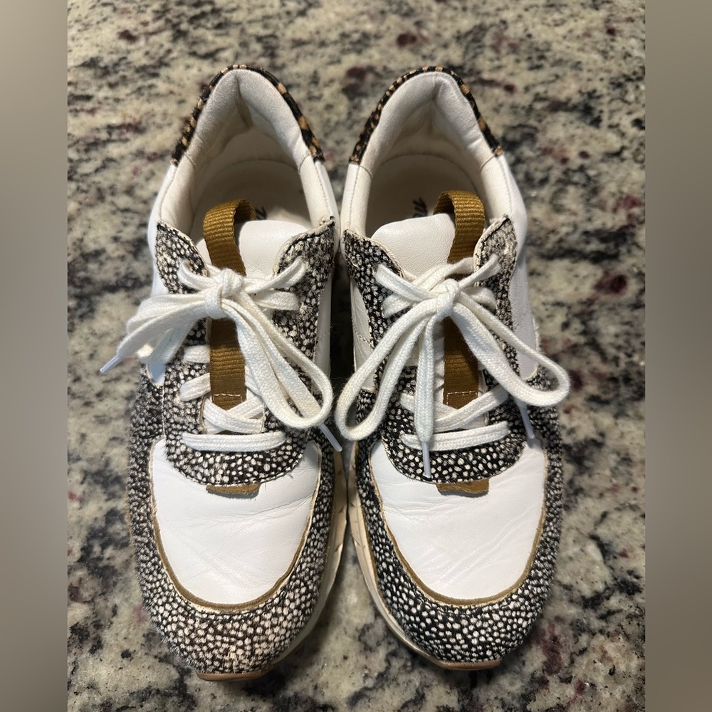 Madewell Women’s 6.5 Kickoff Trainer Sneakers‎ - Picture 2 of 10